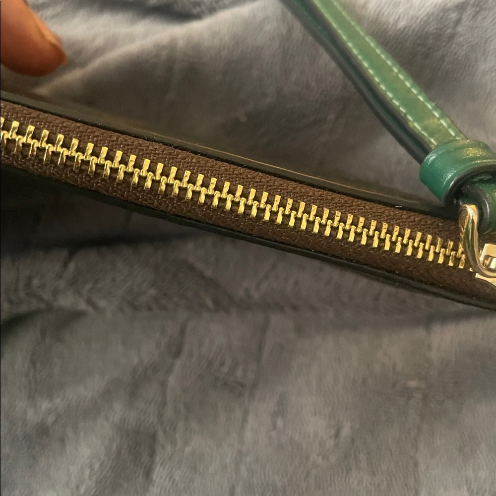 Coach Signature Brown Wristlet with Green Strap - Picture 5 of 8